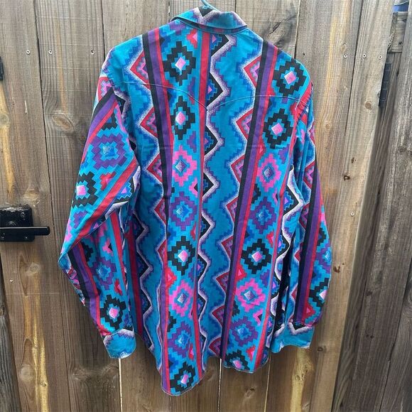 Vintage Wrangler Men's Aztec Western Shirt Size 17 Long Sleeve Button-Up - Picture 7 of 7